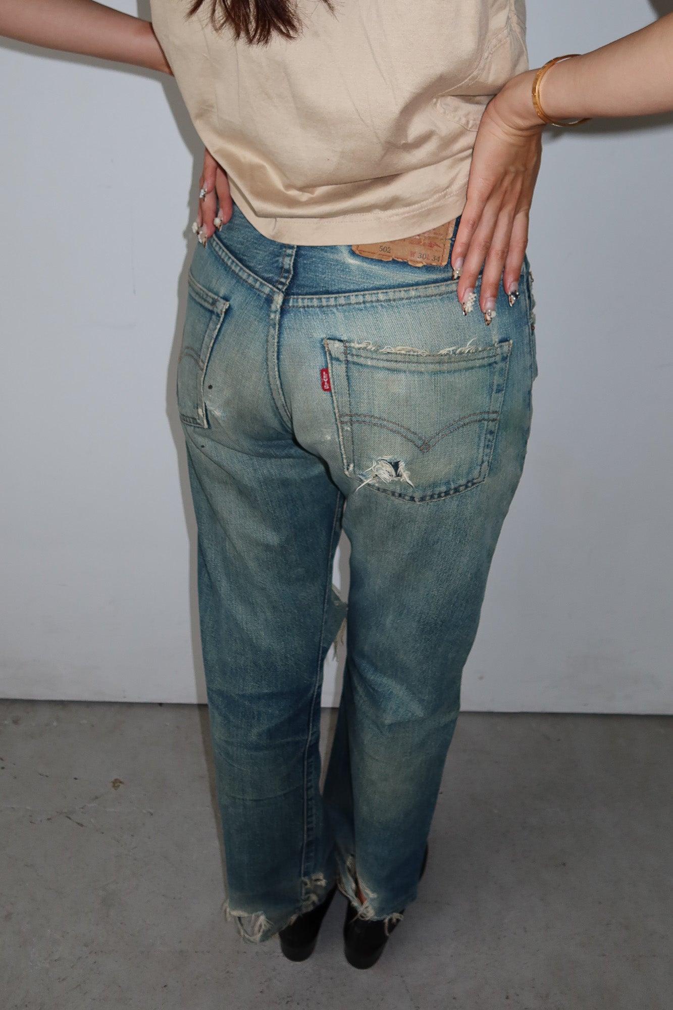 levi's | distressed jeans