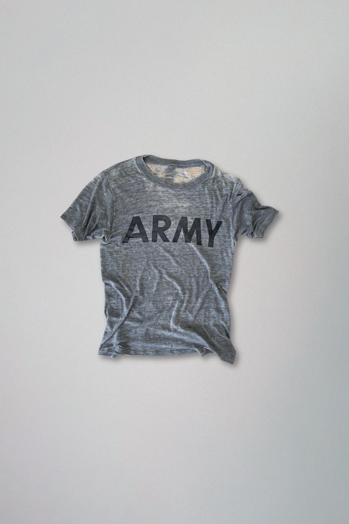 distressed US army tshirt