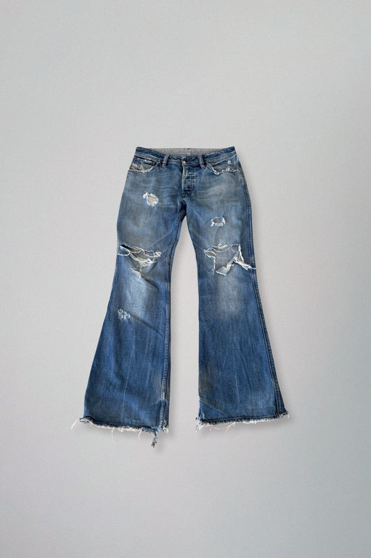 diesel | low waisted distressed jeans