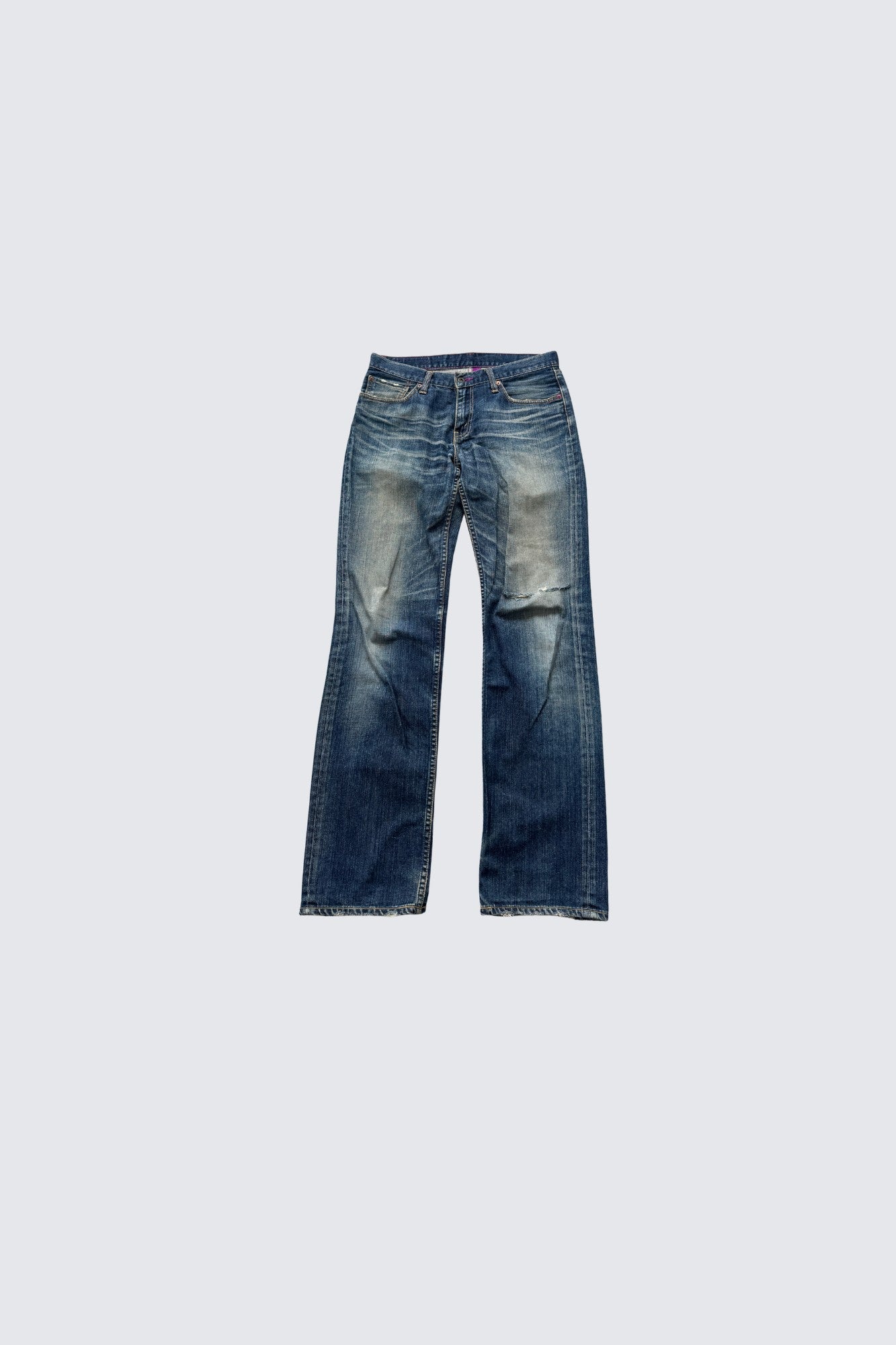 levi's | distressed jeans