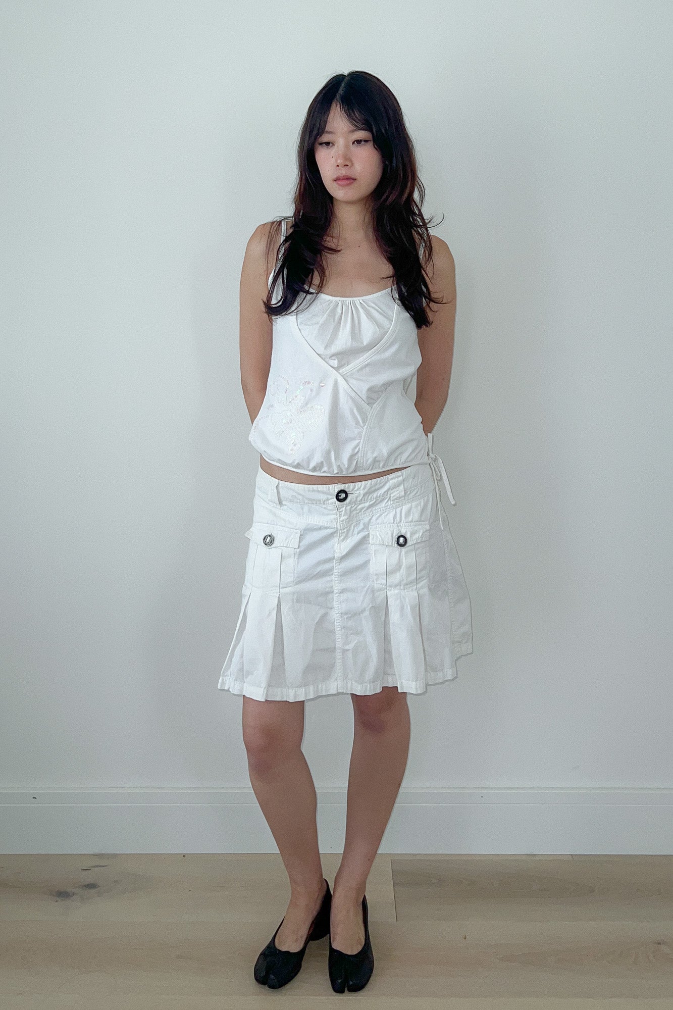 low waisted white skirt