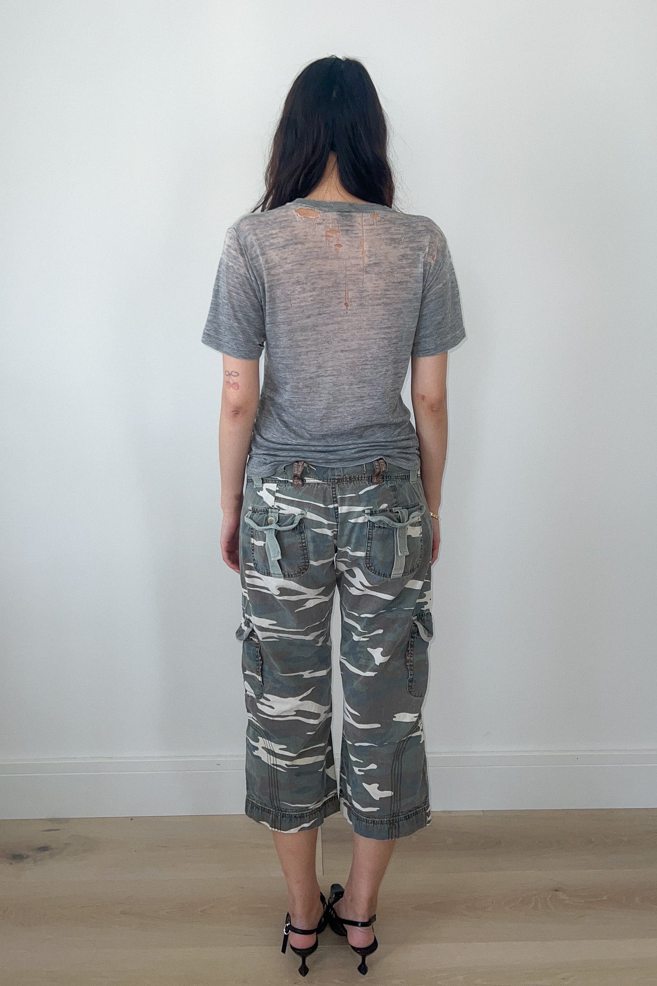 distressed US army tshirt