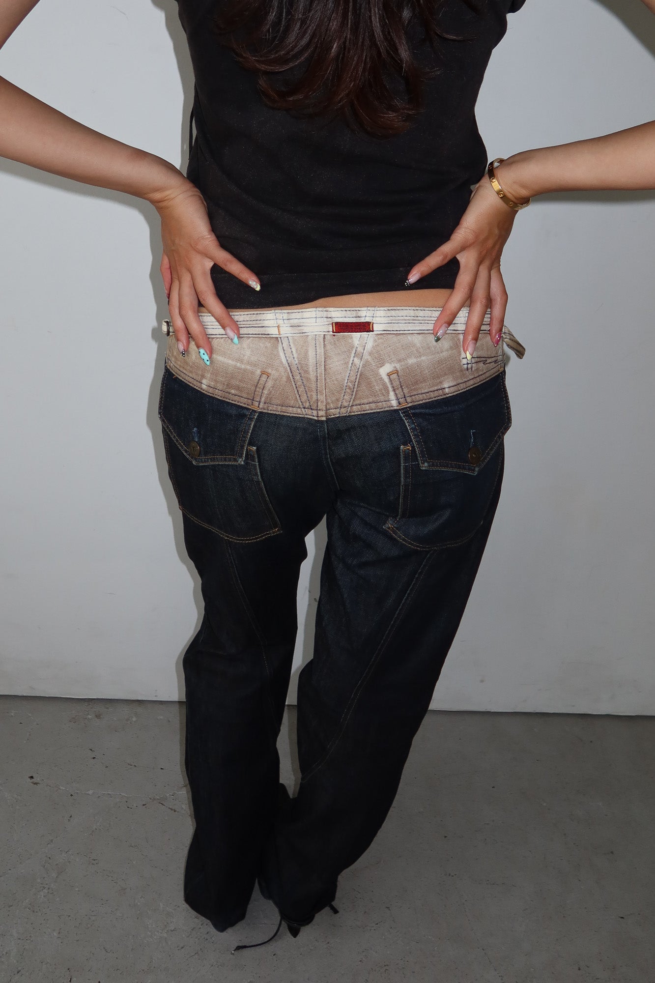 marithé françois girbaud | belted jeans