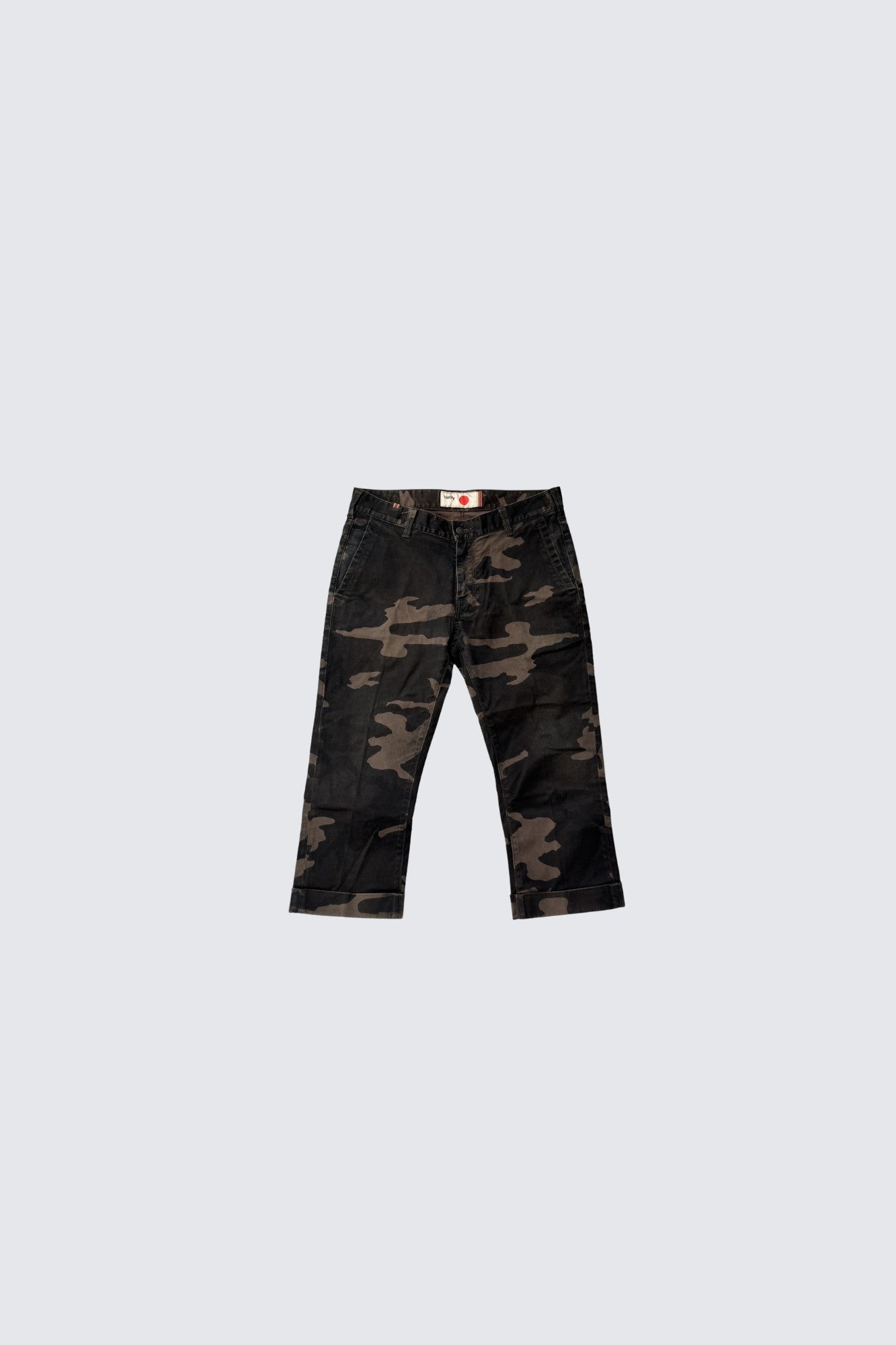 notify | camo capris