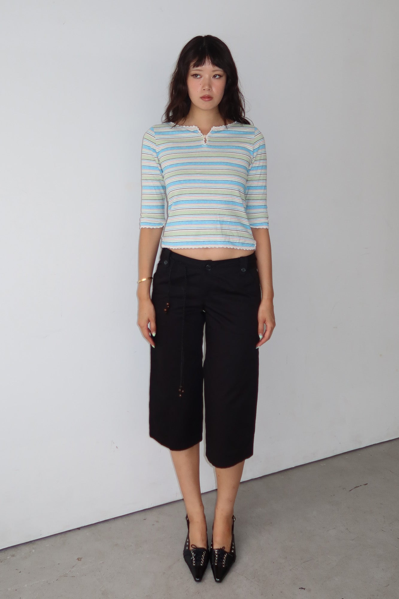 comme ca ism | capris with beaded belt