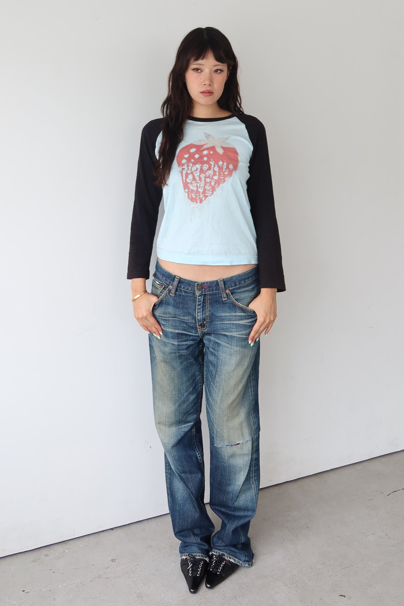 comme des garçons | strawberry raglan top