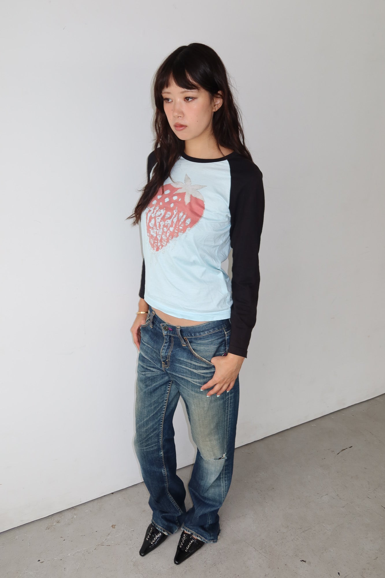 comme des garçons | strawberry raglan top