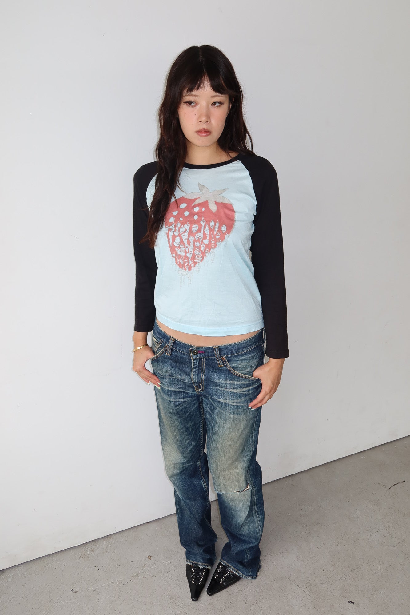 comme des garçons | strawberry raglan top