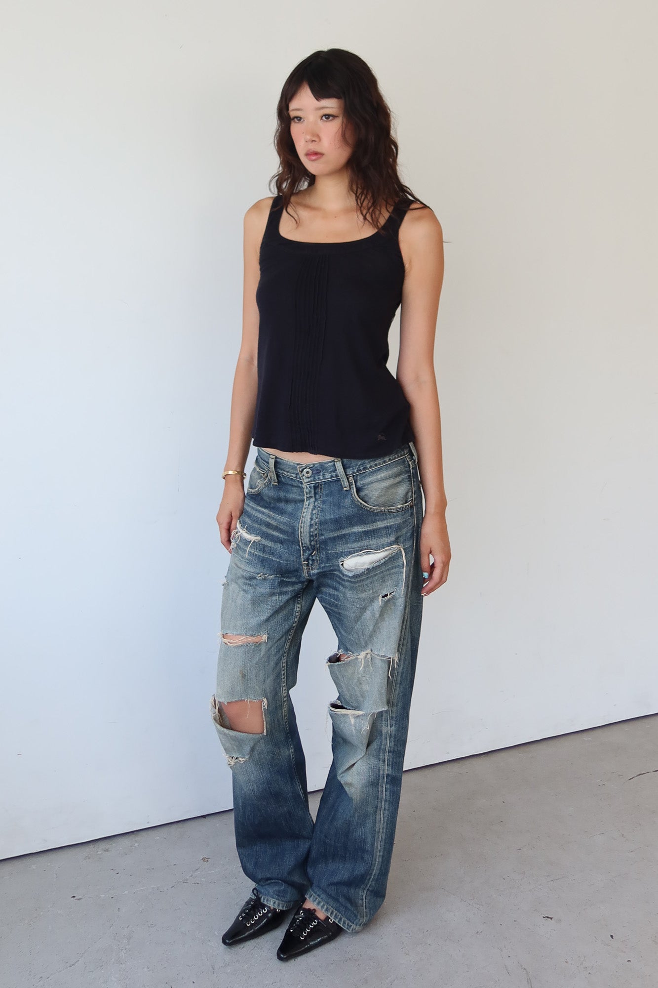 levi's | distressed jeans