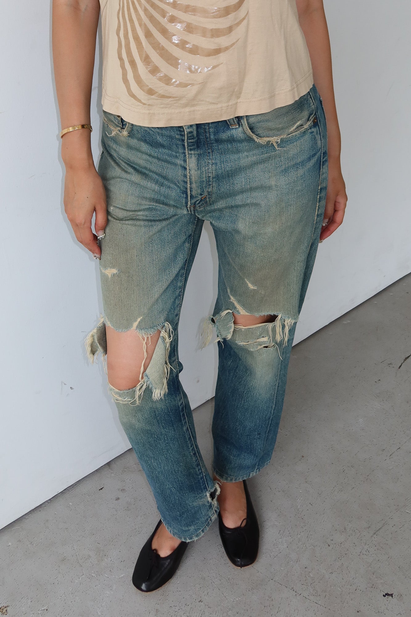 levi's | distressed jeans