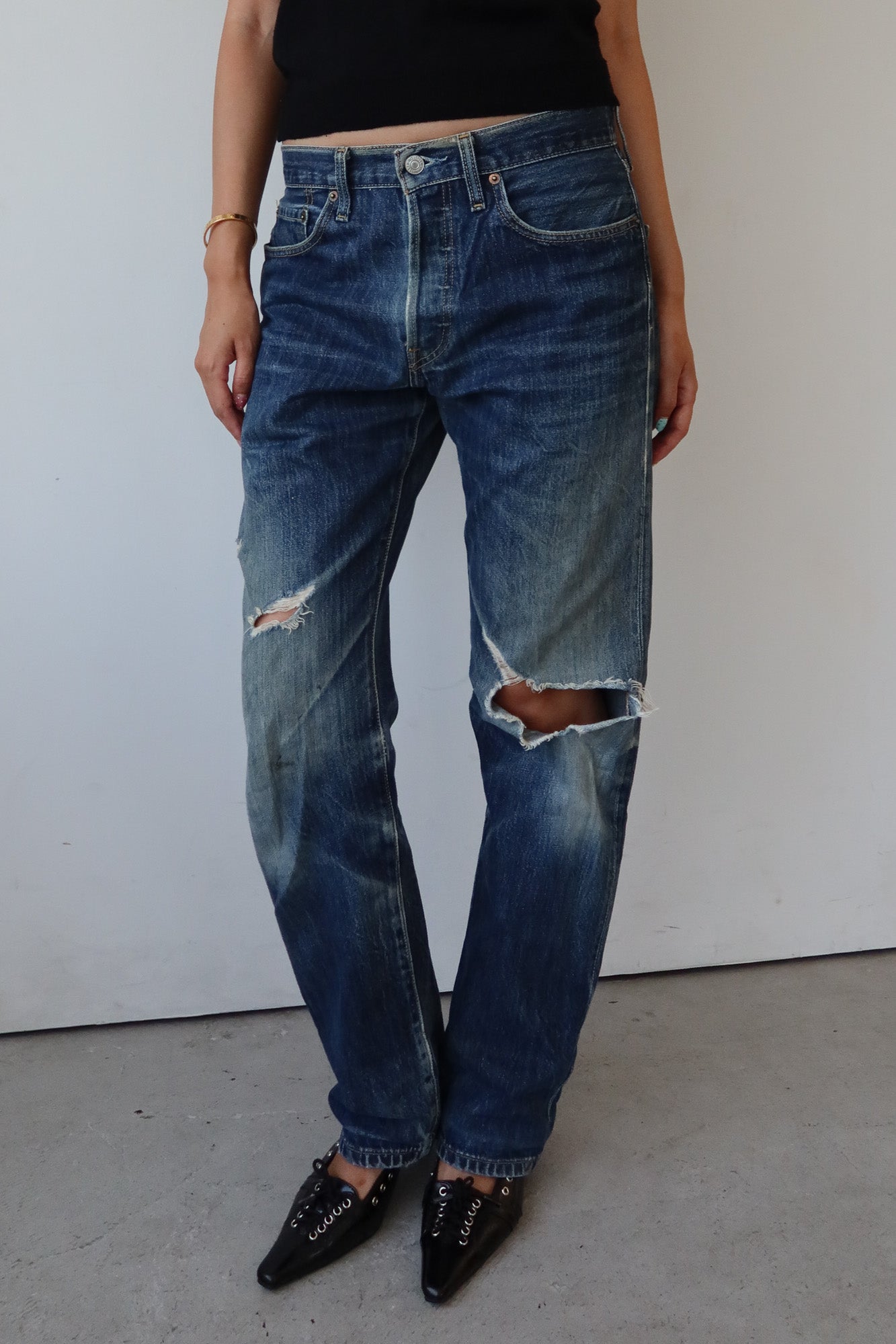 levi's | distressed jeans