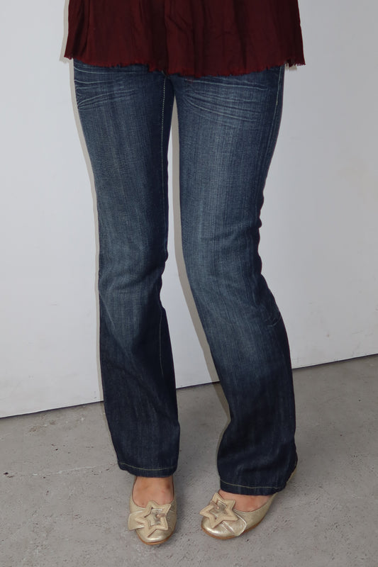 notify | jeans