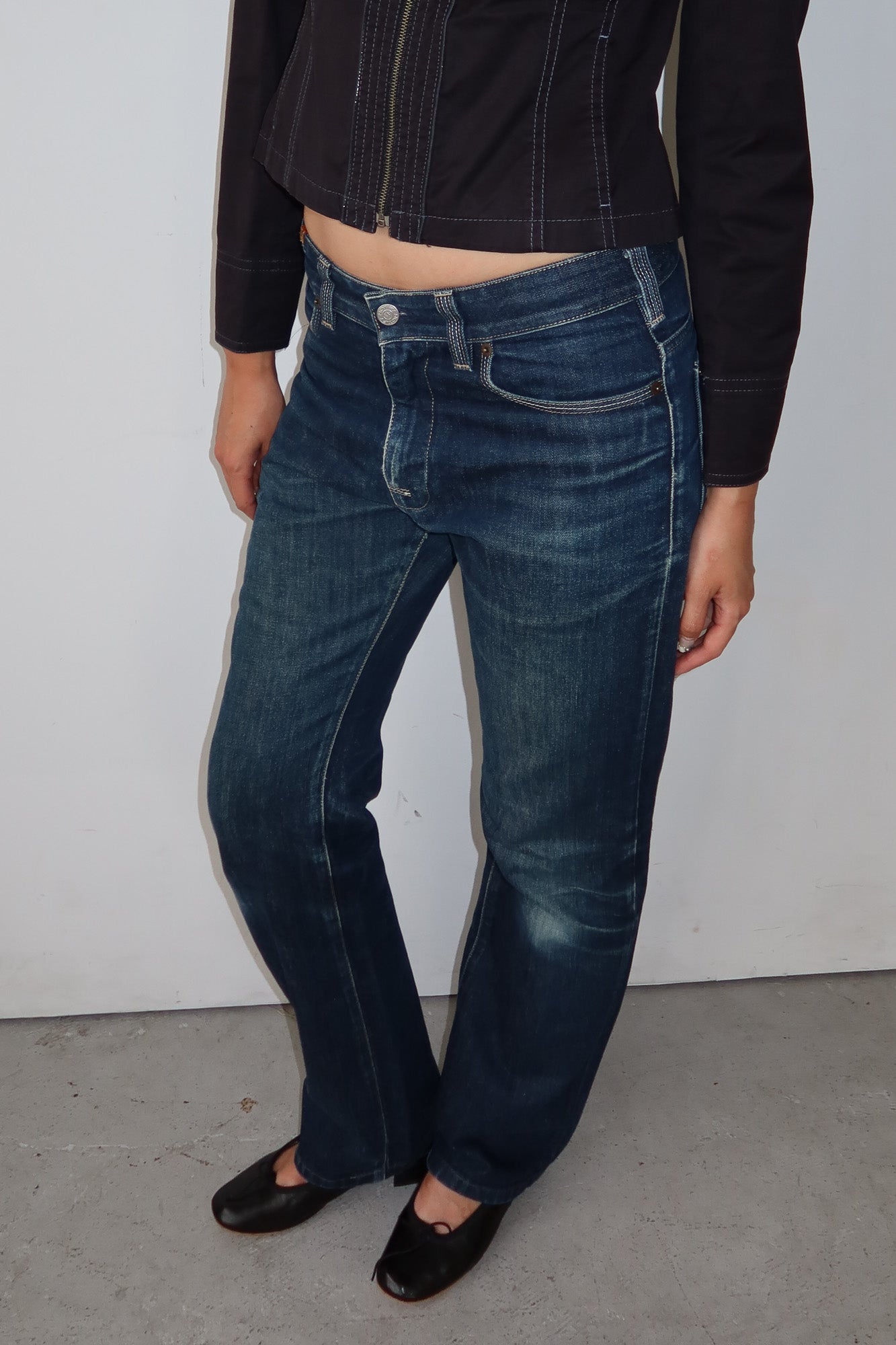 notify | jeans