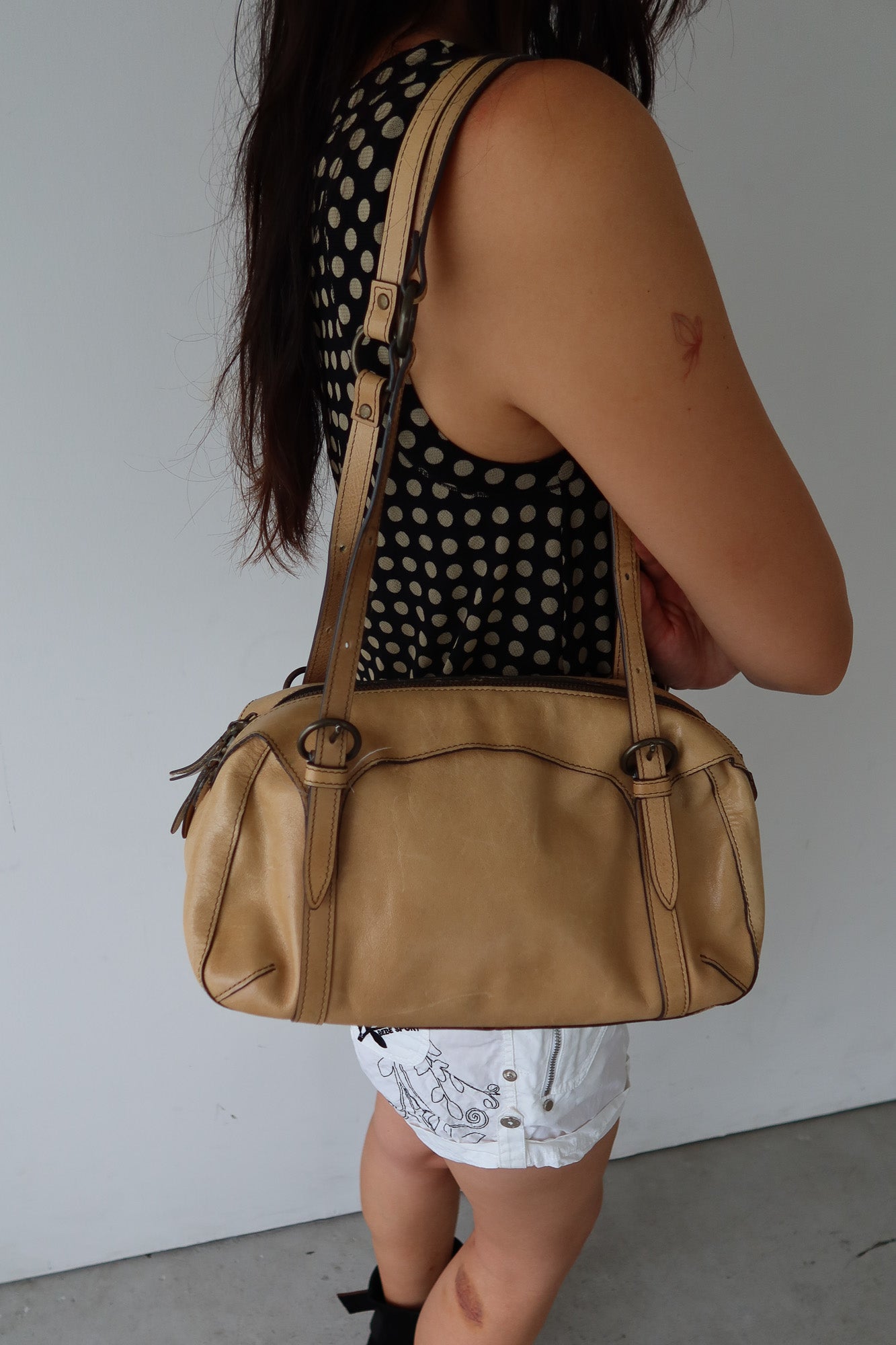 leather shoulder bag